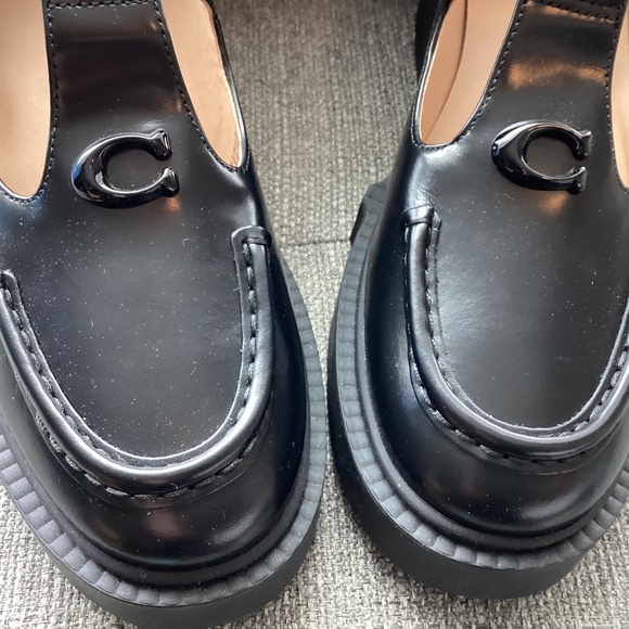 COACH Women's Liv Leather Mary Jane Flats, size 8.5 - Picture 2 of 15